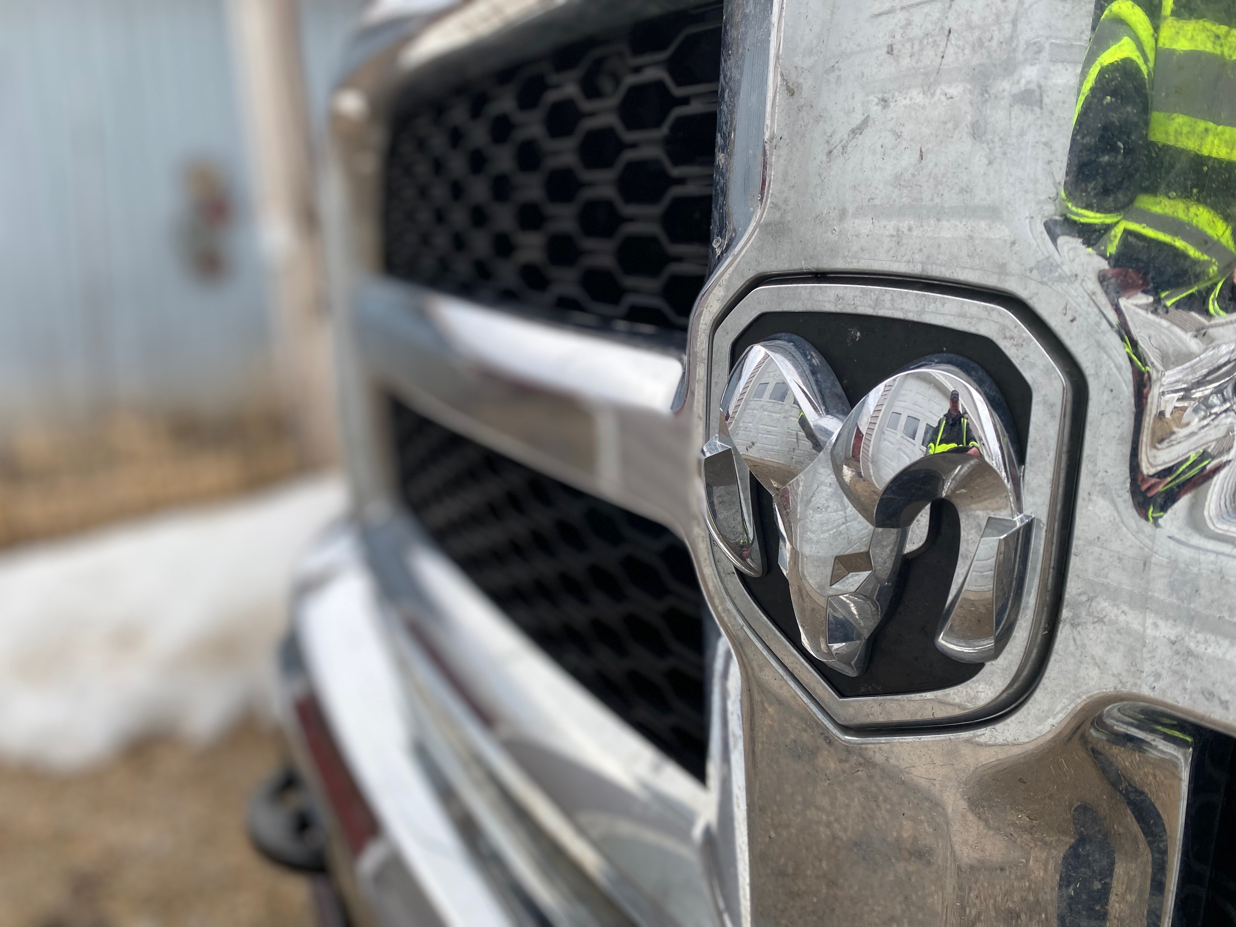 2018 DODGE 3500 - view 10 of 25
