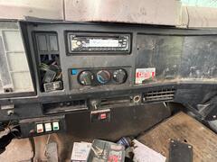 1997 INTERNATIONAL 4700 - Image 14