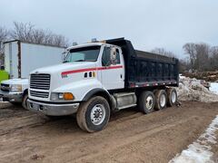 1999 STERLING Tri-axle - Image 4