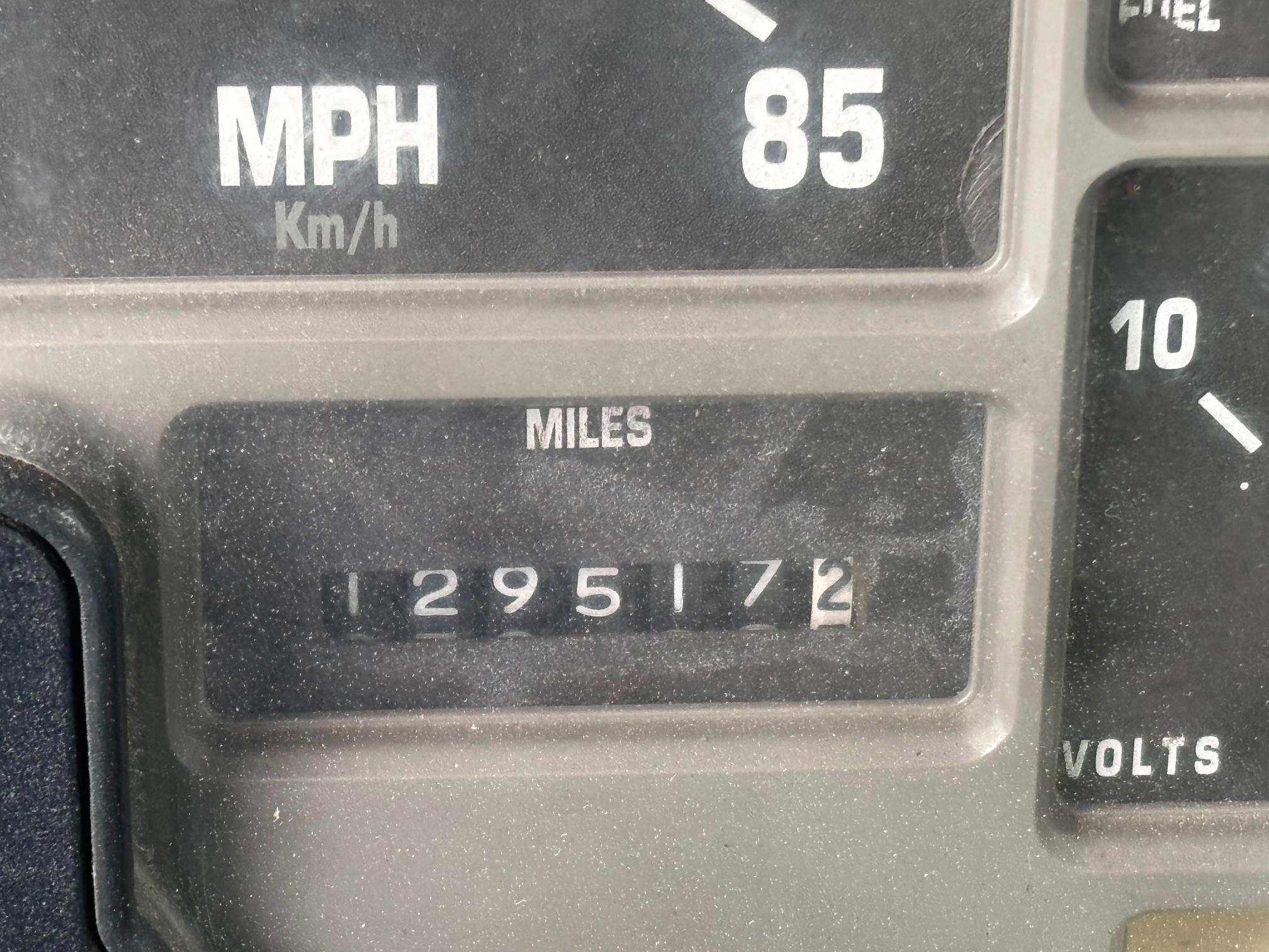 1998 INTERNATIONAL 4700 - view 11 of 26