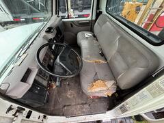 1998 INTERNATIONAL 4700 - Image 10