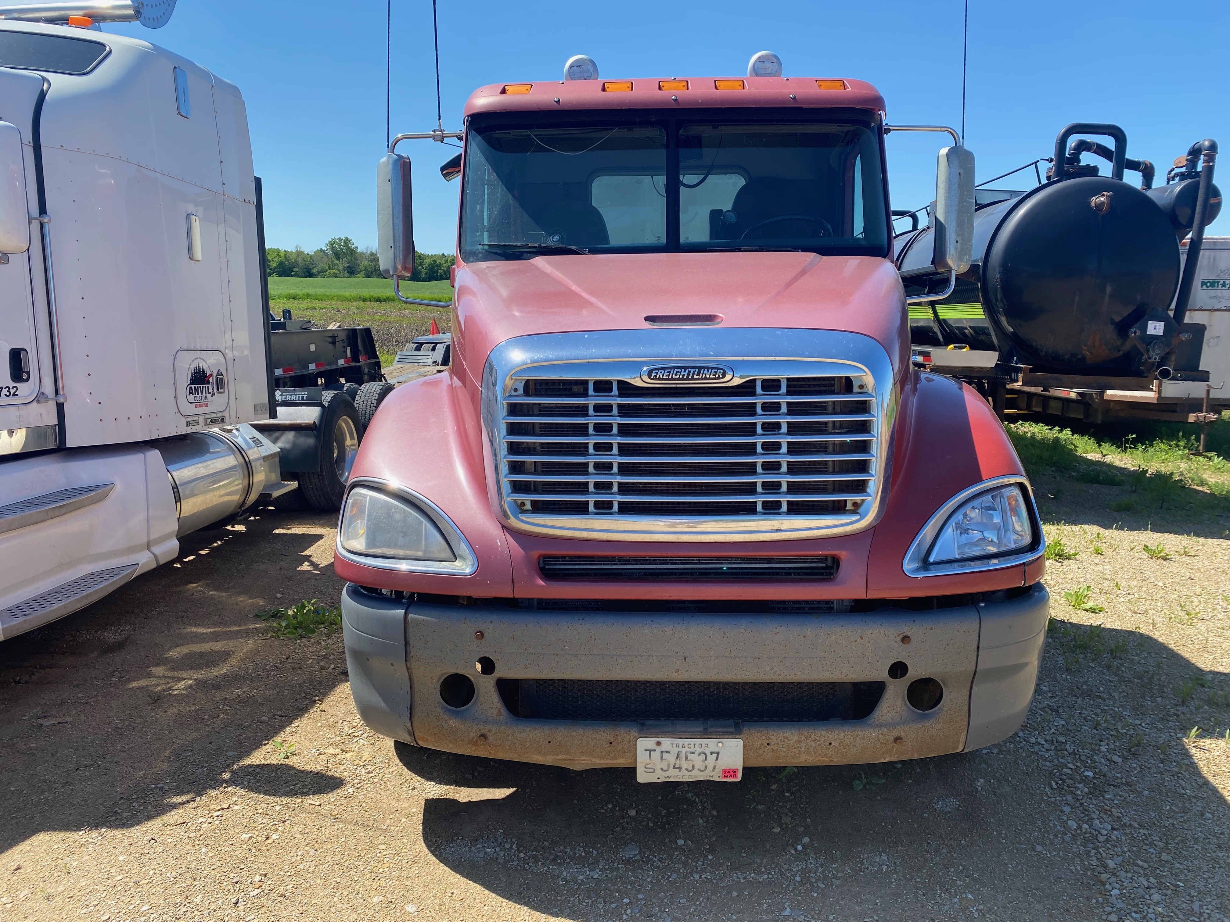 2008 FREIGHTLINER Columbia - view 6 of 28