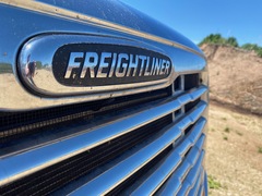 2008 FREIGHTLINER Columbia - Image 21