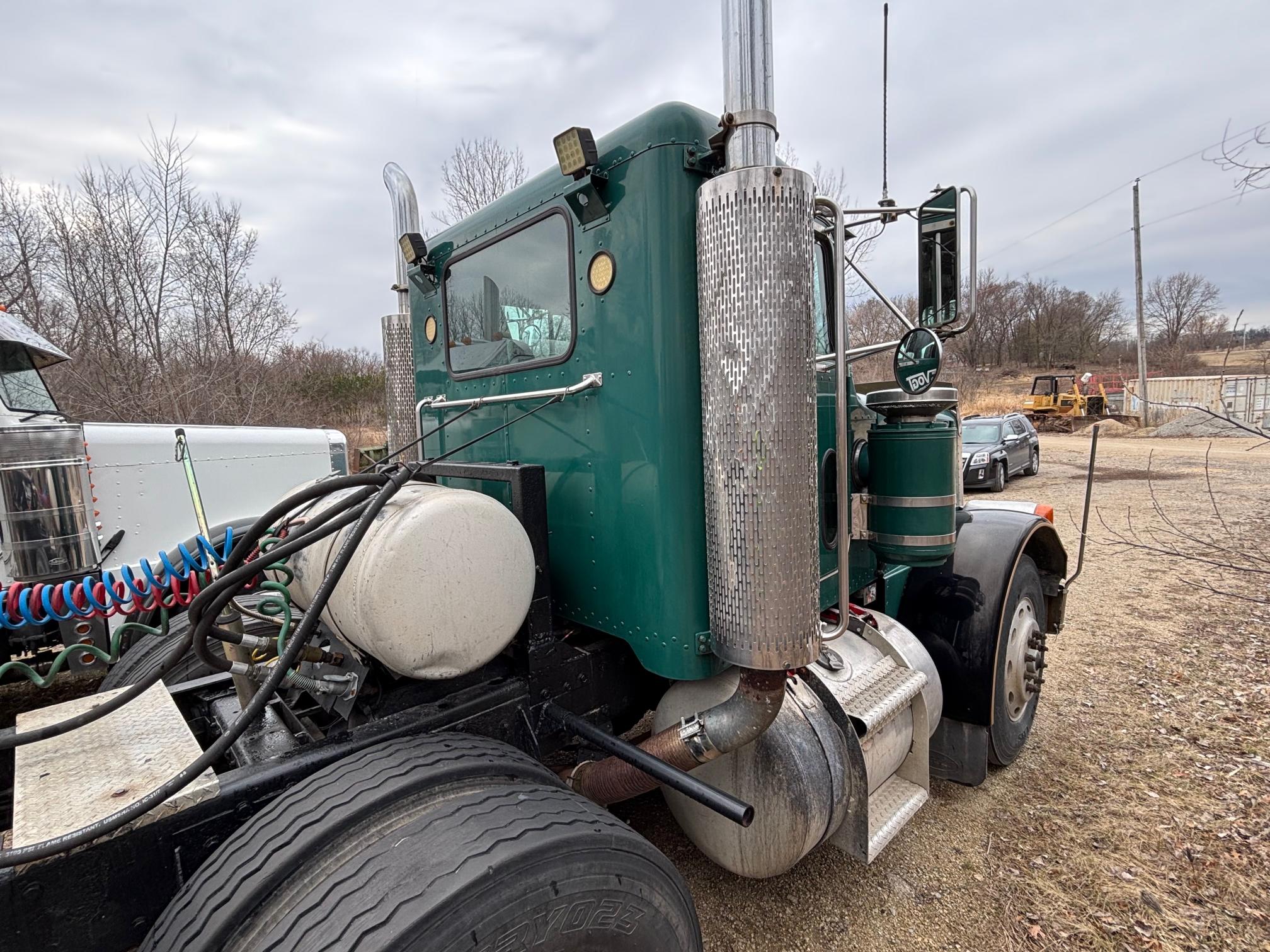 1993 PETERBILT 379 - view 7 of 28