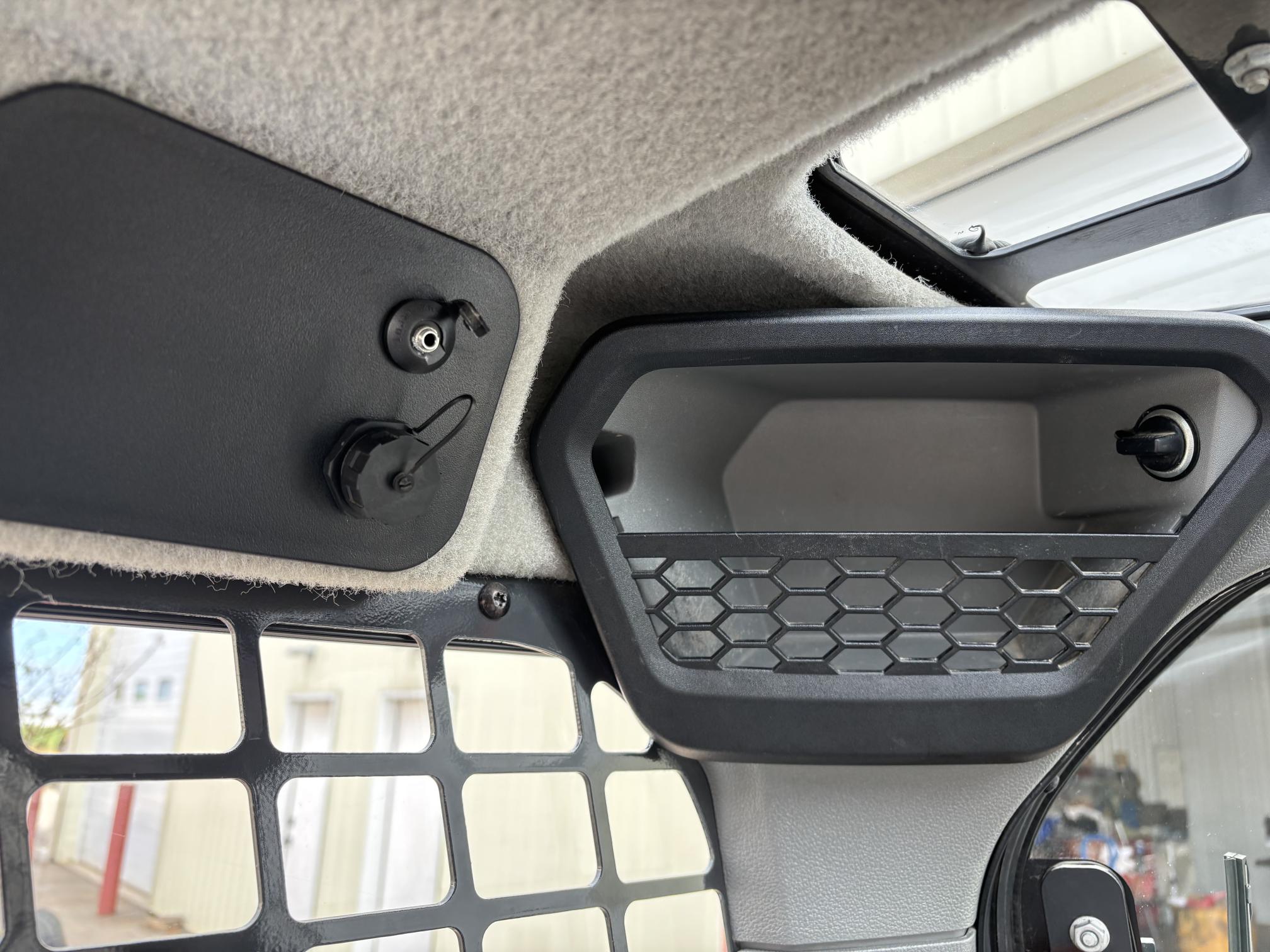 2022 BOBCAT T76 - Image 13