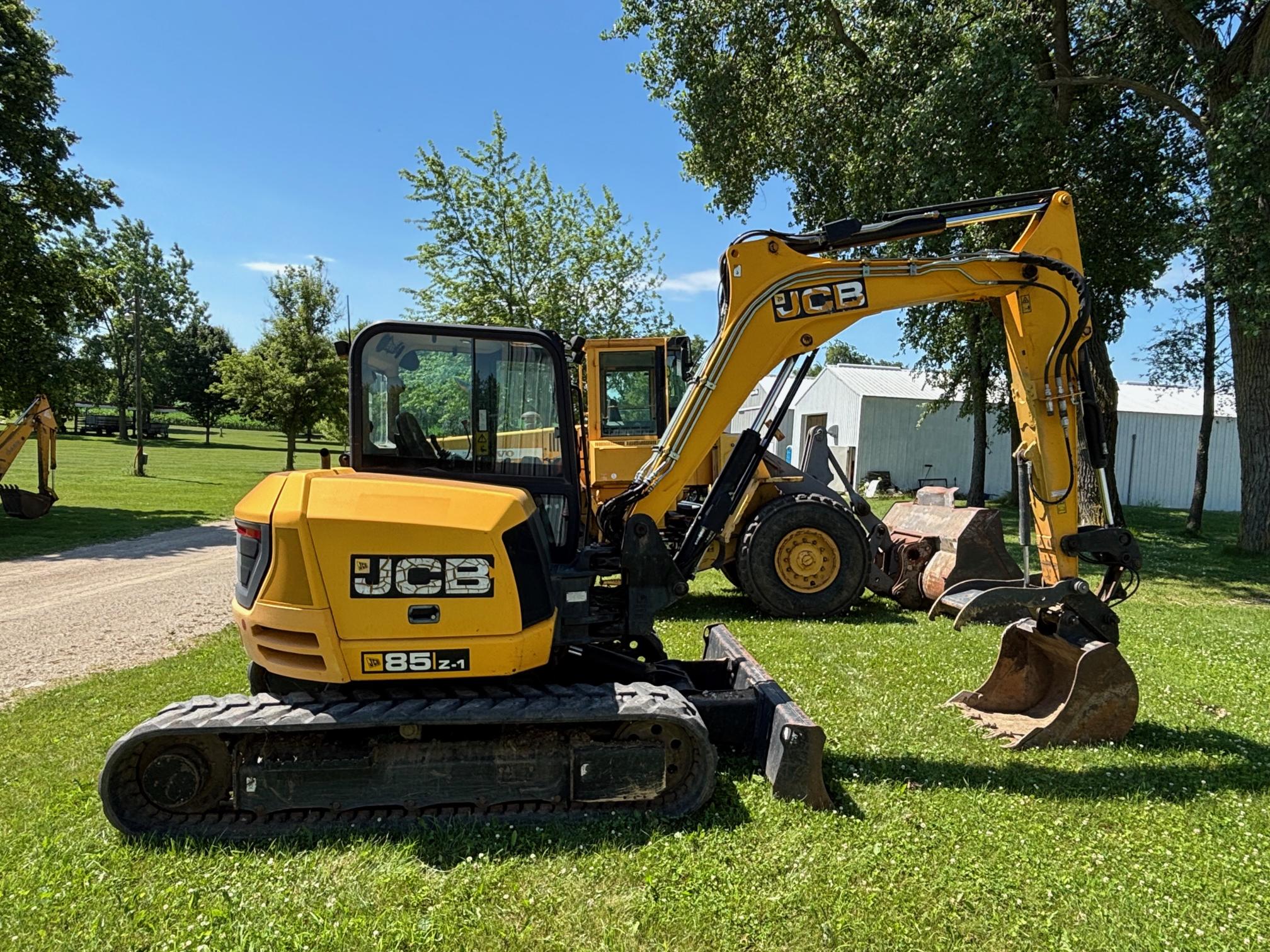 2014 JCB 85Z-1 - view 8 of 35