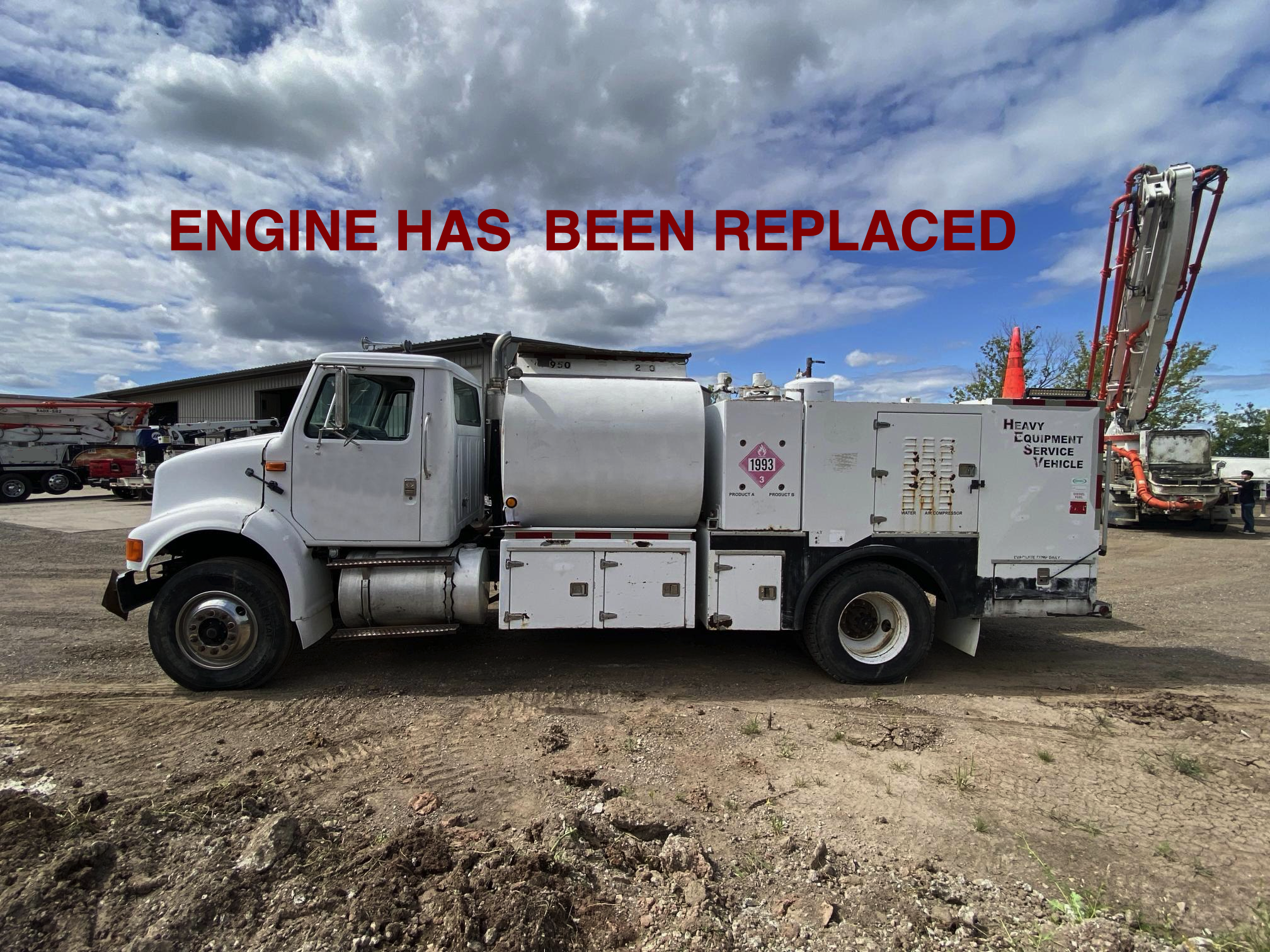 1995 INTERNATIONAL 8100