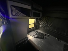 2019 KENWORTH W900 - Image 19