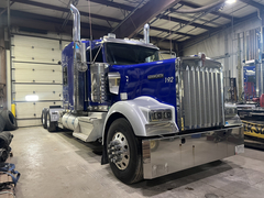 2019 KENWORTH W900 - Image 2
