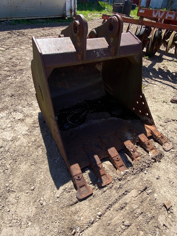 2000 CFS INC 48 Bucket