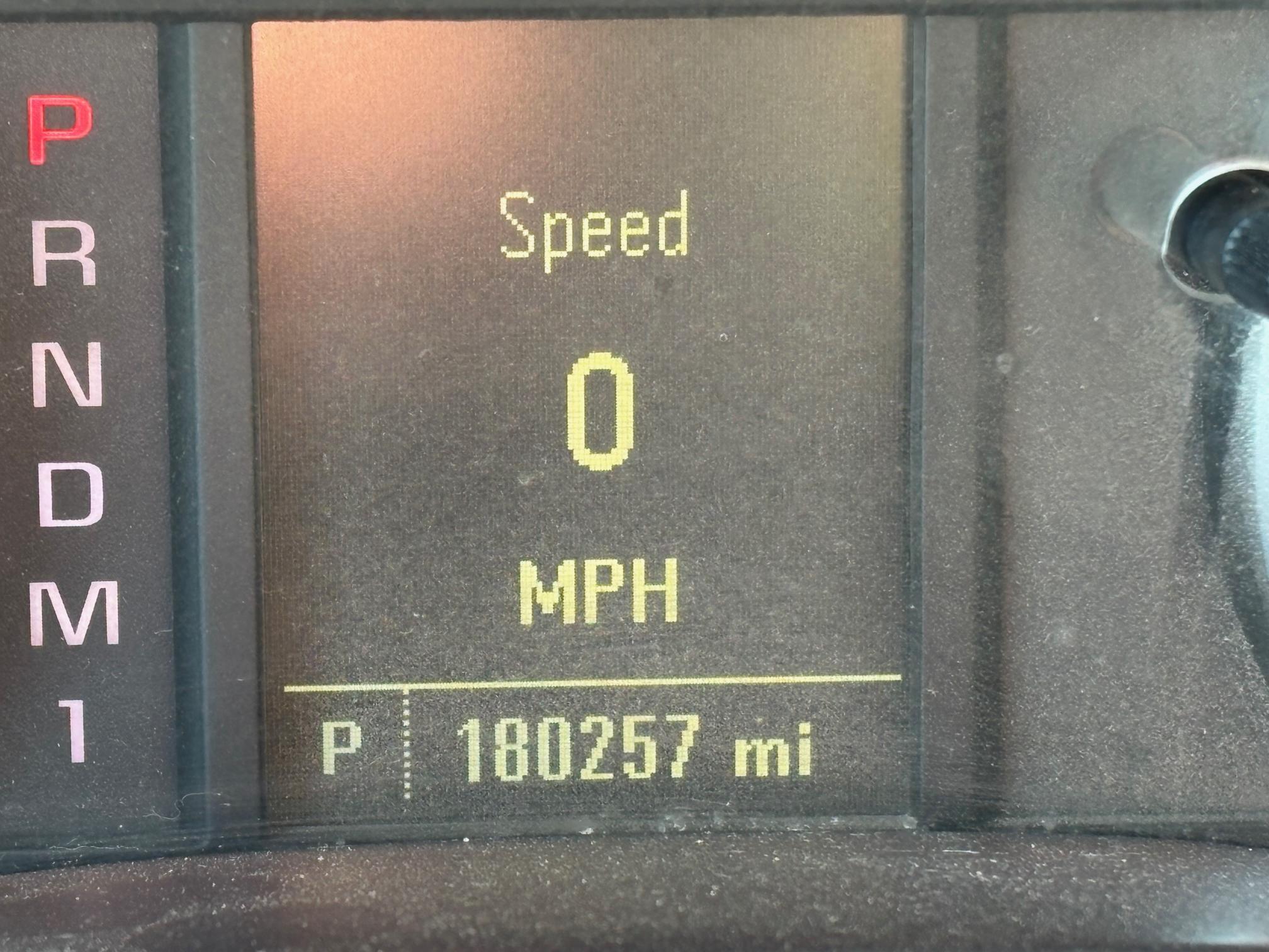 2015 CHEVROLET Silverado 2500 - view 10 of 23