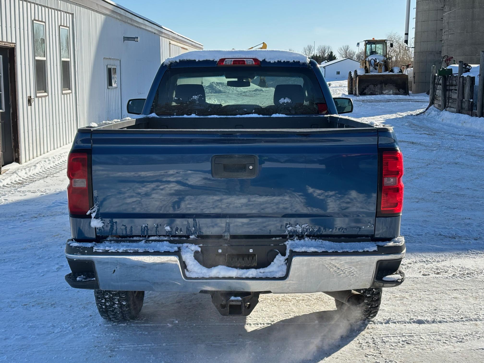 2015 CHEVROLET Silverado 2500 - view 5 of 23