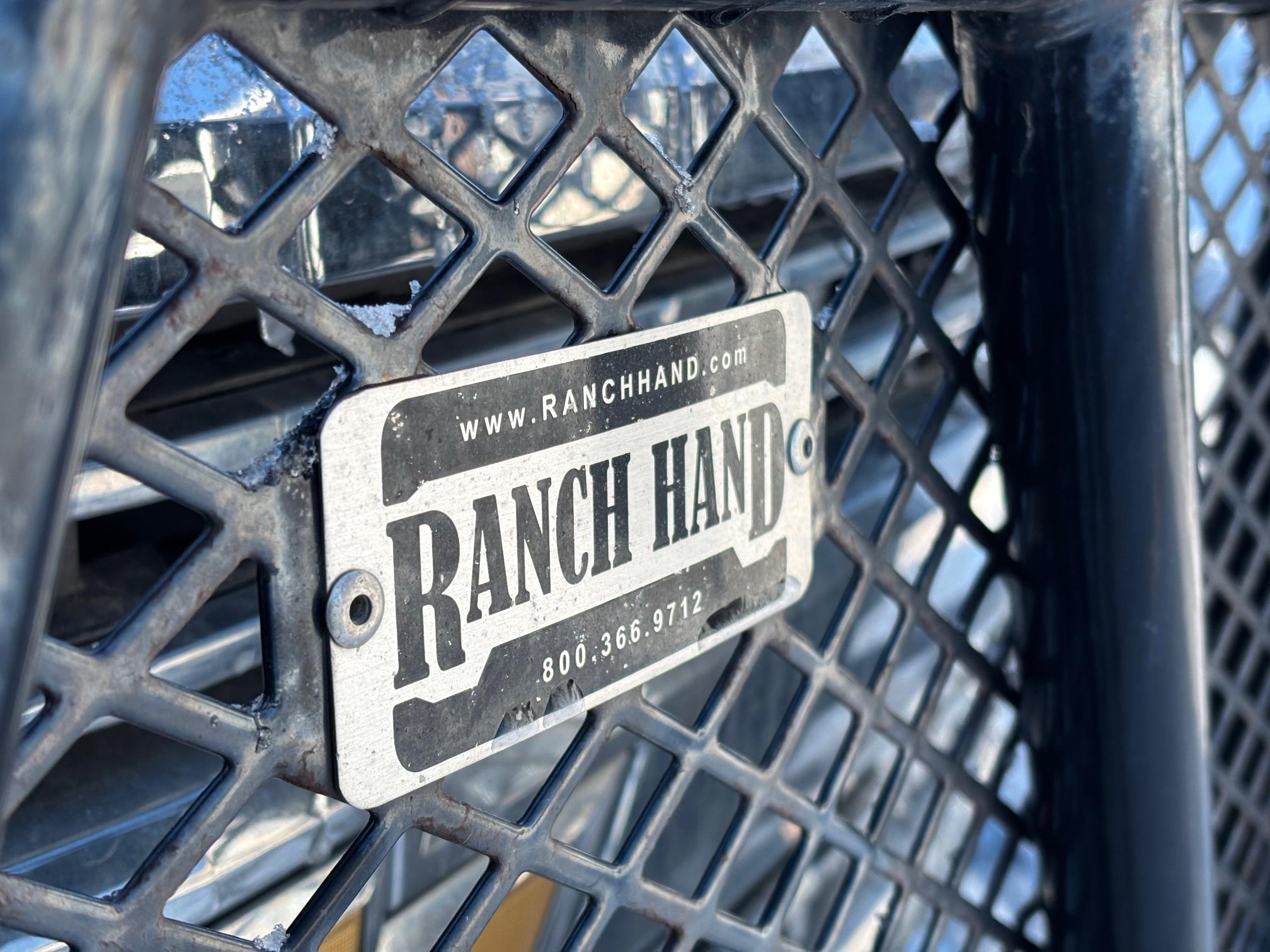 2015 CHEVROLET Silverado 2500 - view 19 of 23