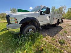 2005 FORD F350 - Image 1