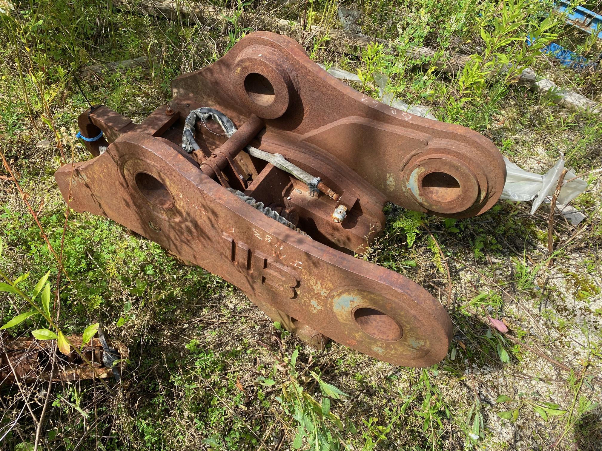 2000 CATERPILLAR 300LC - view 1 of 6