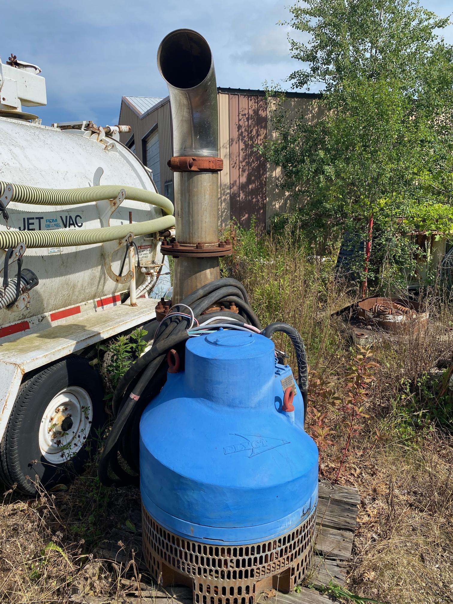 2005 FLYGT B2250 - view 2 of 3