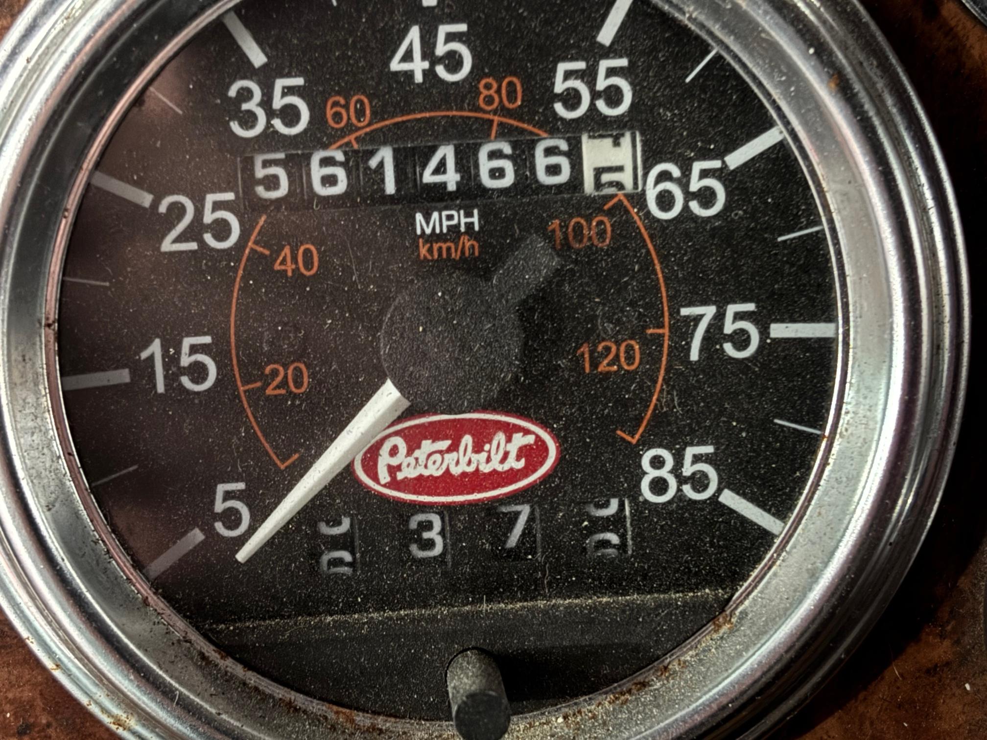 2004 PETERBILT 379 - view 12 of 24