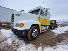 1996 FREIGHTLINER FLD120 - Image 1