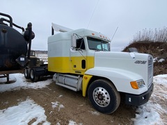 1996 FREIGHTLINER FLD120 - Image 6