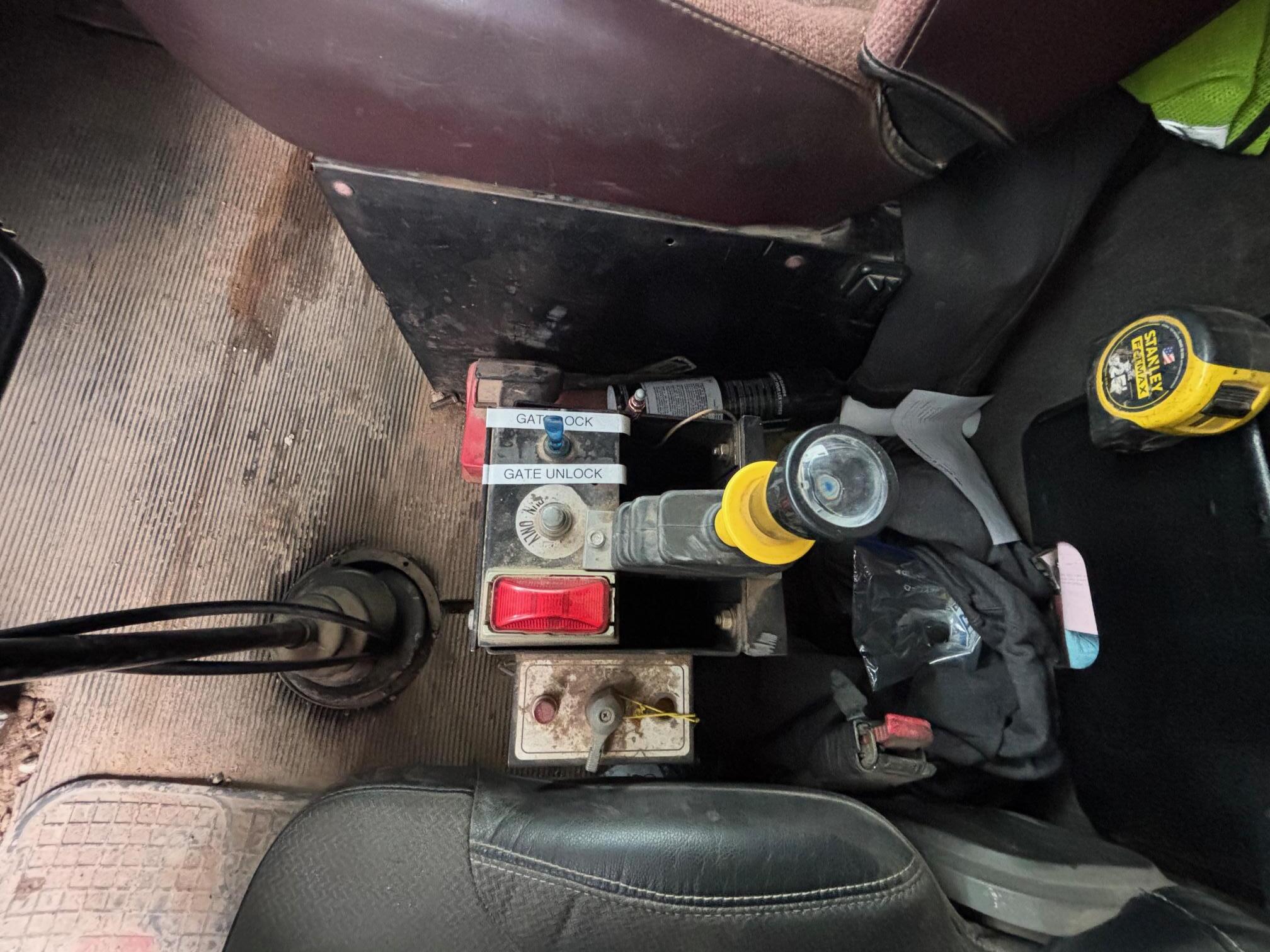 1995 KENWORTH T800 - view 14 of 36