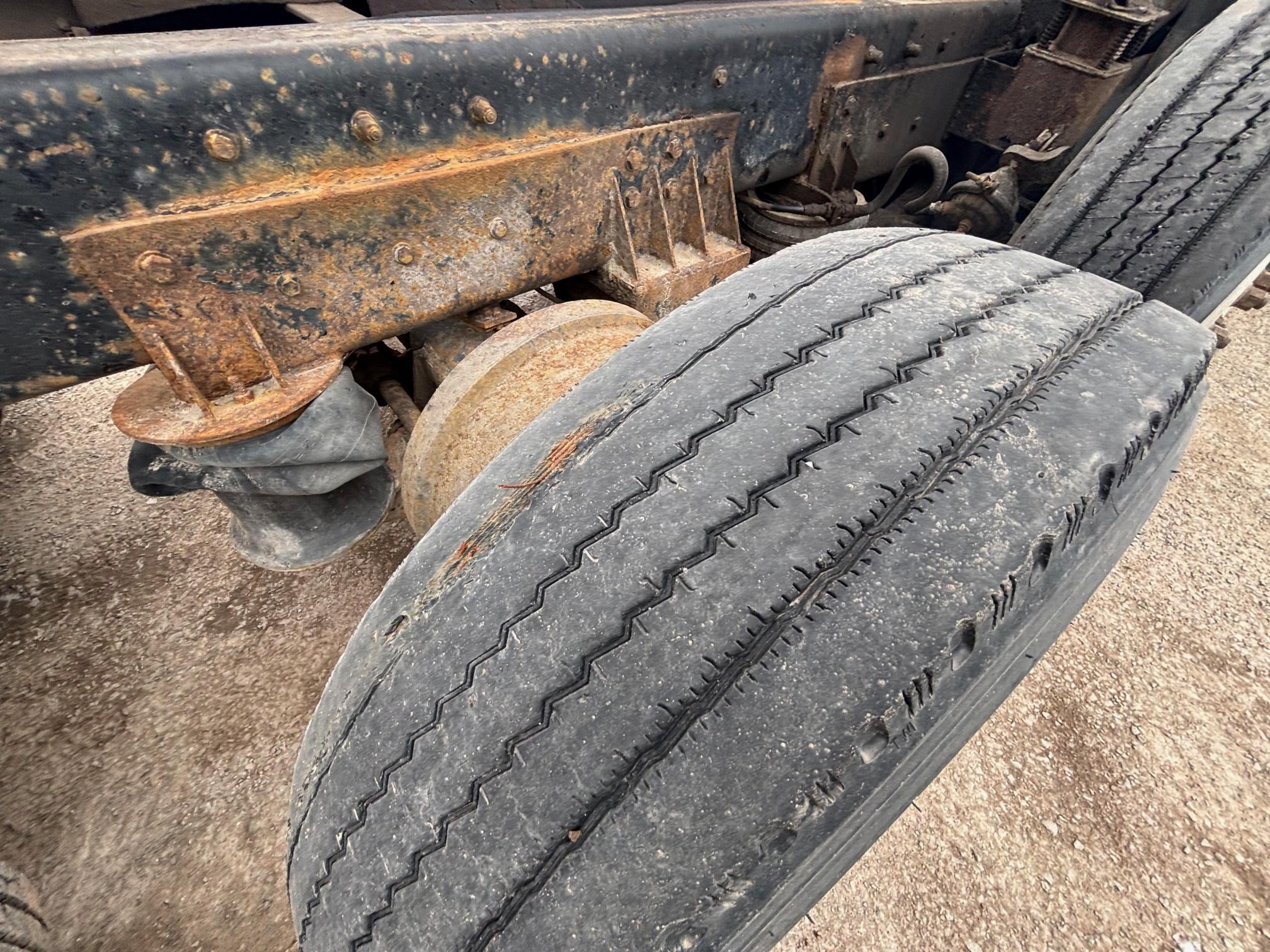 1995 KENWORTH T800 - Image 30