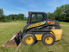 2011 NEW HOLLAND L220 - Image 2