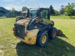 2011 NEW HOLLAND L220 - Image 5
