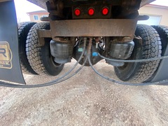 2000 PETERBILT 330 - Image 34