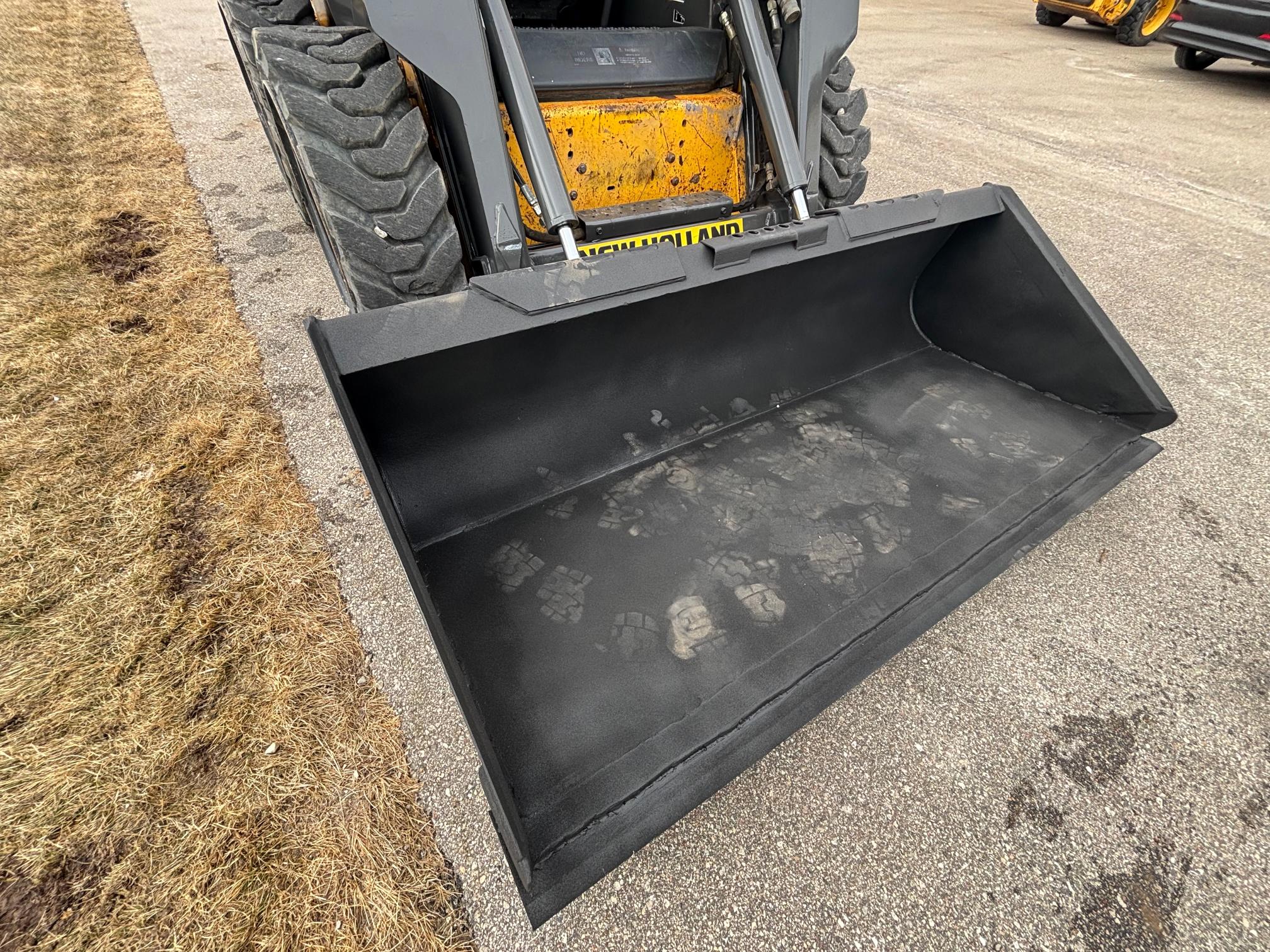 2006 NEW HOLLAND L170 - view 10 of 26