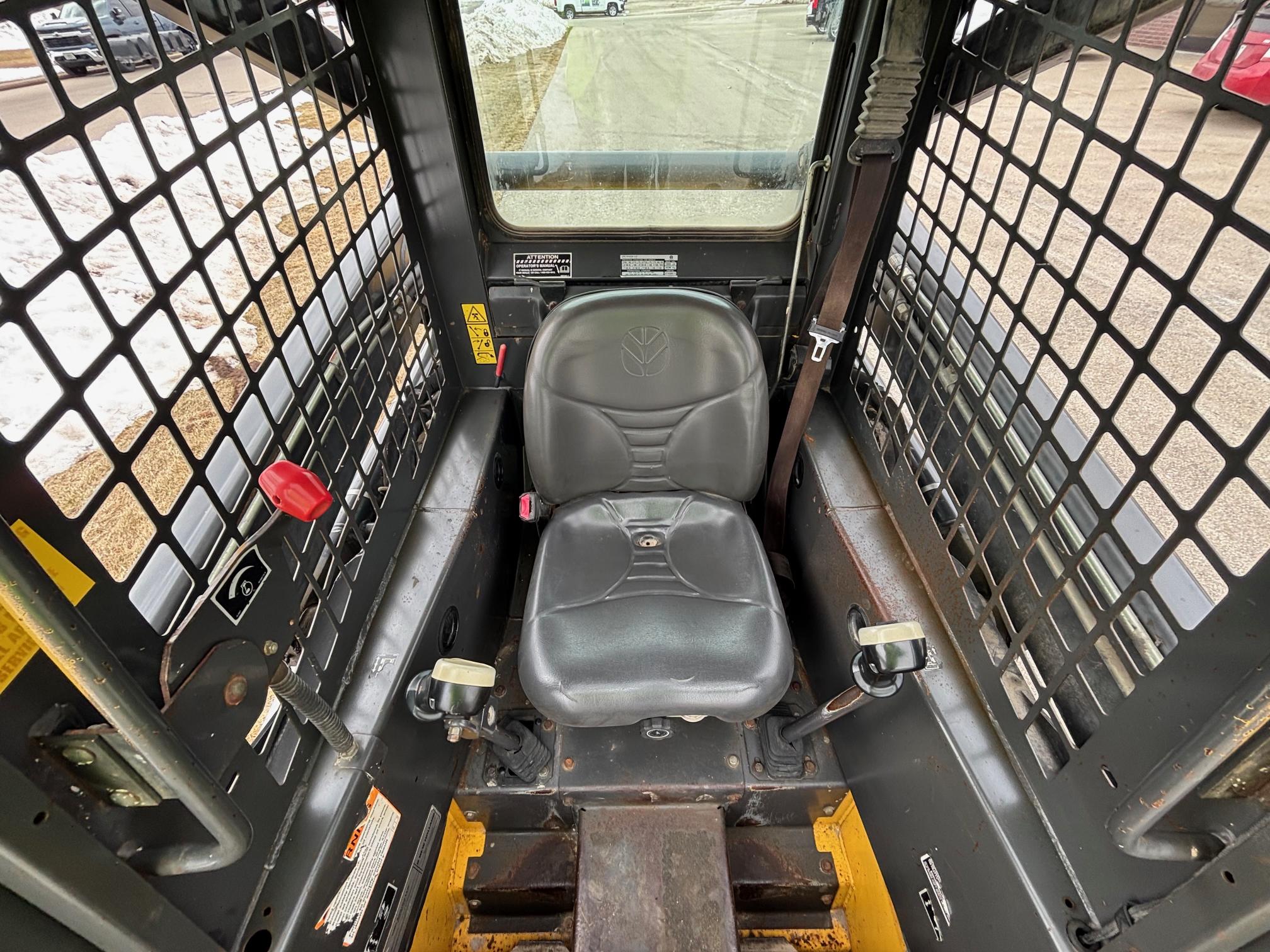 2006 NEW HOLLAND L170 - view 14 of 26