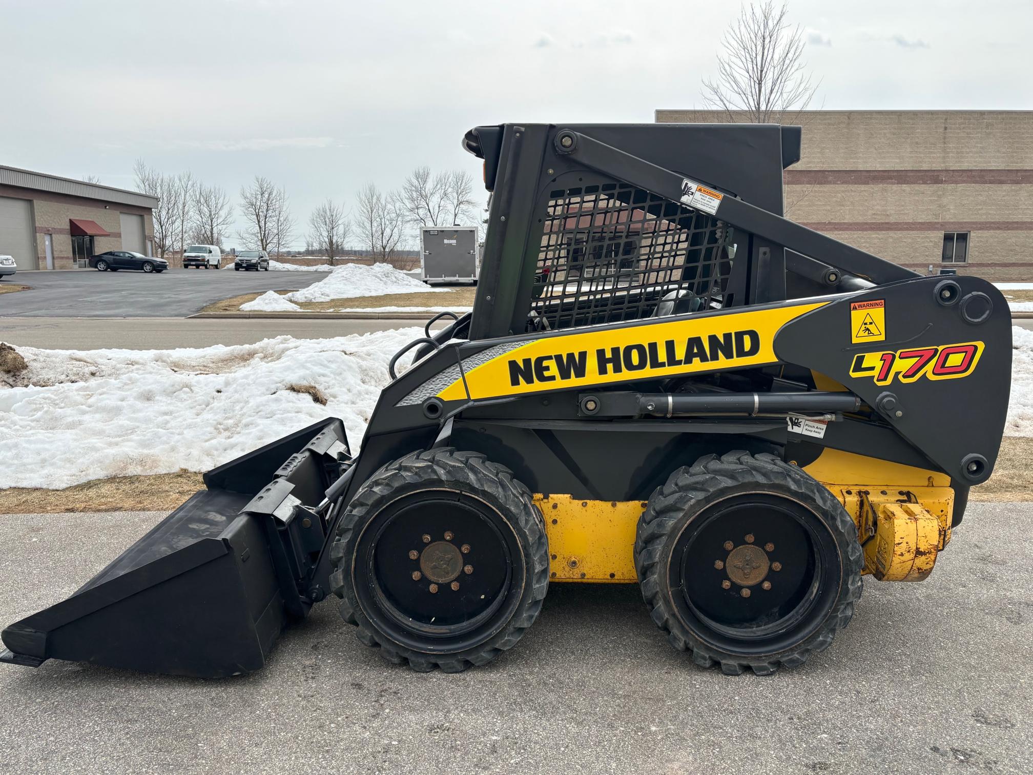 2006 NEW HOLLAND L170 - view 2 of 26