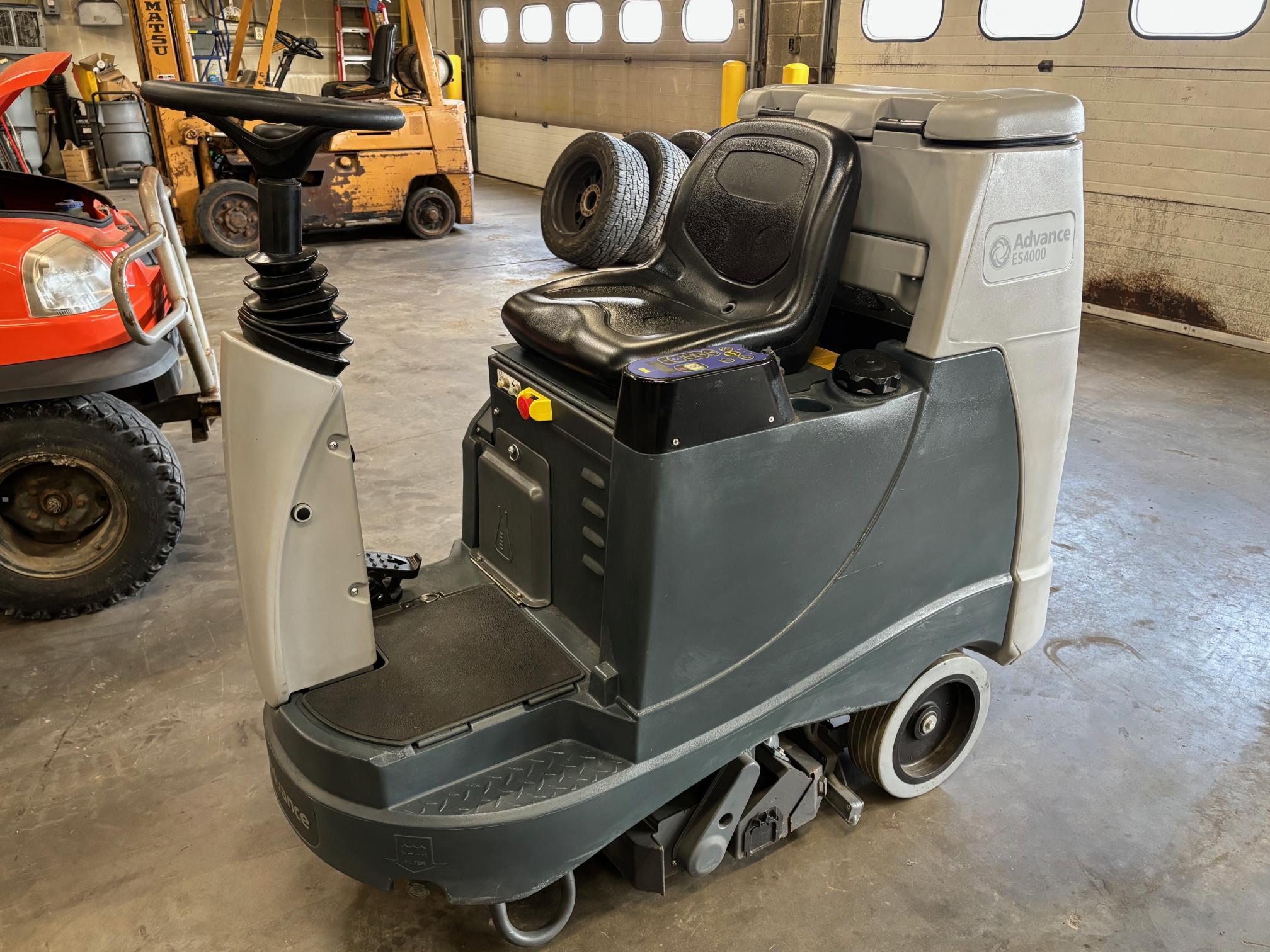 2024 NILFISK ES4000 - view 1 of 21