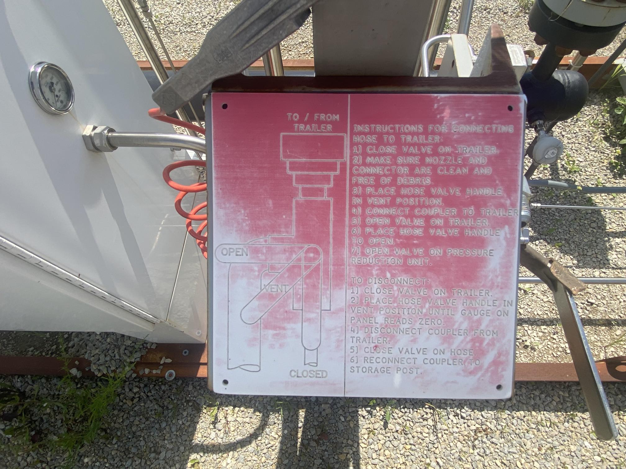 2013 EML MANUFACTURING Custom Built - Image 9