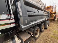 1996 VOLVO Quad-Axle - Image 5