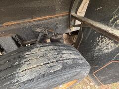 1996 VOLVO Quad-Axle - Image 26