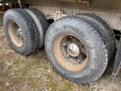 1996 VOLVO Quad-Axle - Image 36