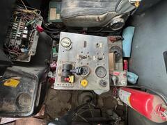 1996 VOLVO Quad-Axle - Image 11