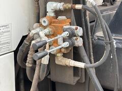 1988 AUTOCAR Roll-off - Image 16