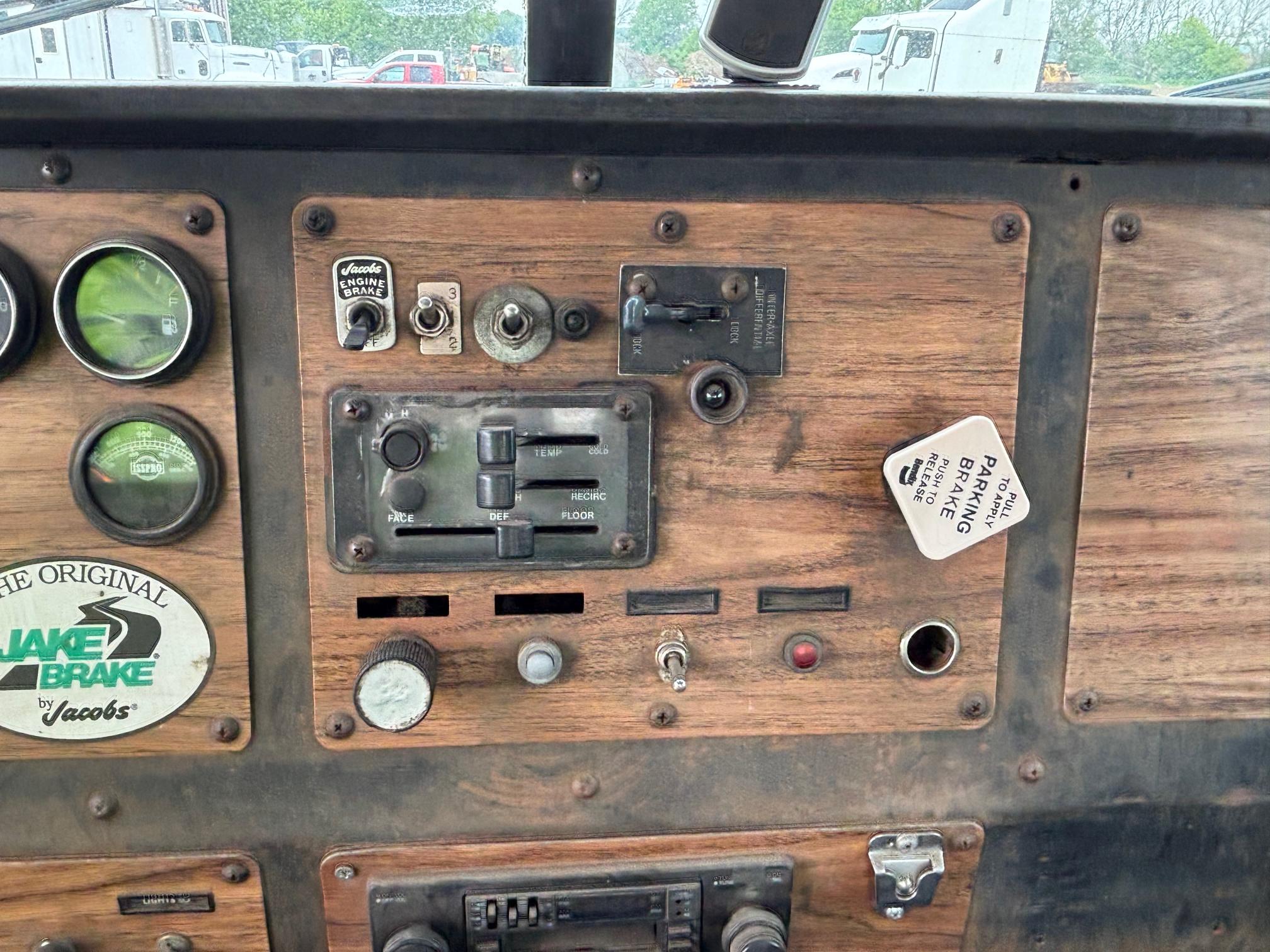 1988 AUTOCAR Roll-off - view 13 of 30