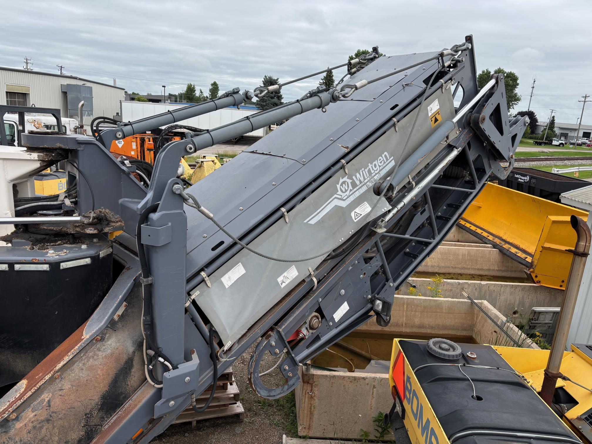 2014 WIRTGEN W210i - view 14 of 17