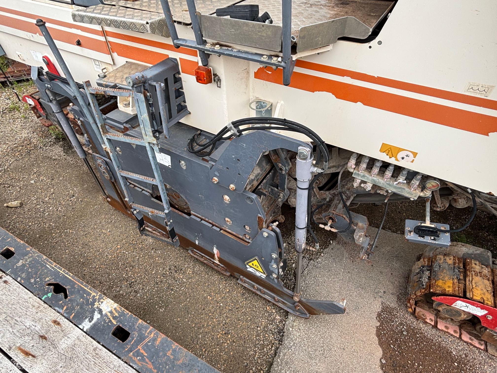 2014 WIRTGEN W210i - view 15 of 17