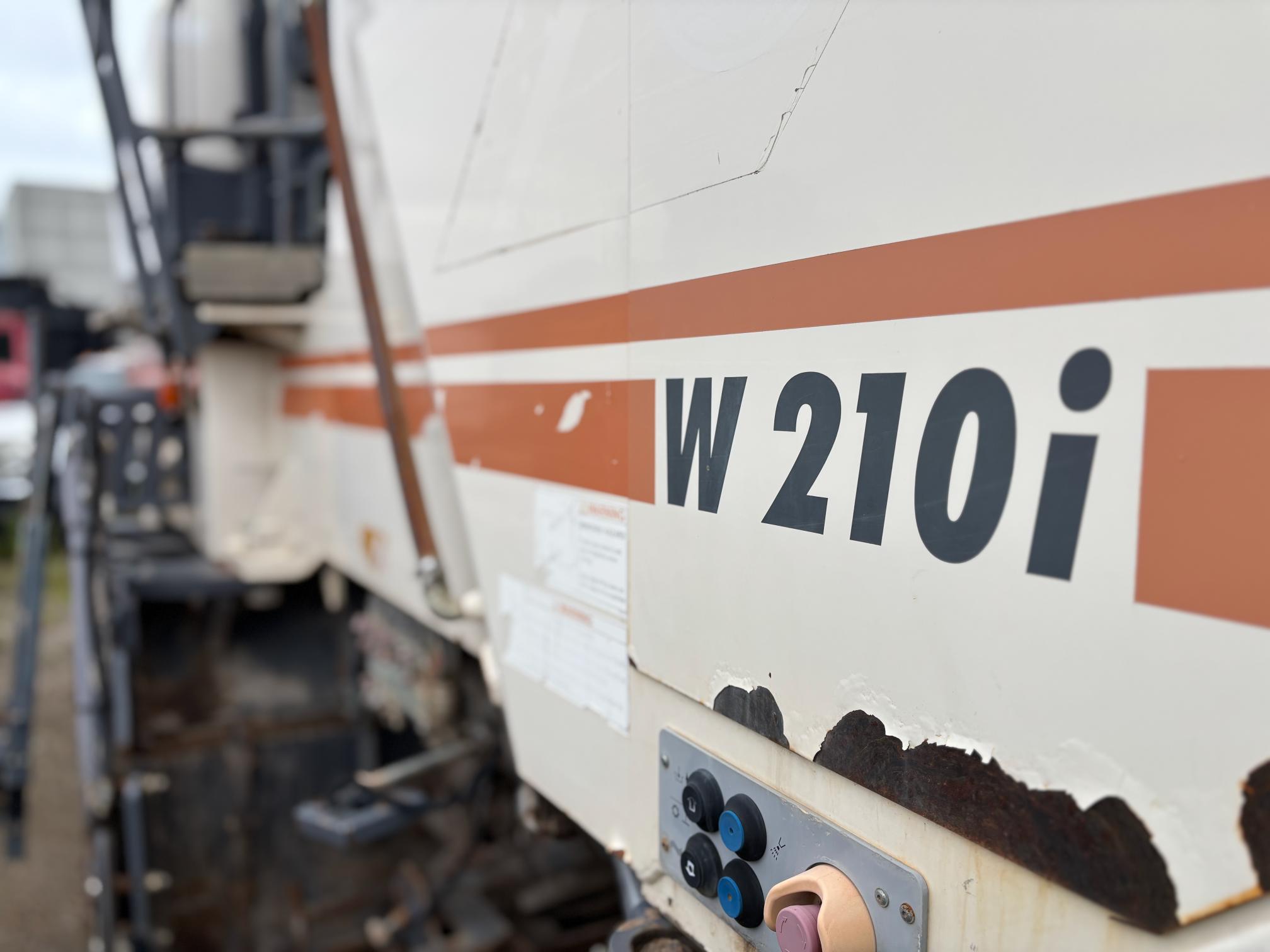 2014 WIRTGEN W210i - view 13 of 17