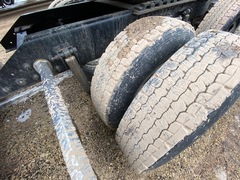 2009 KENWORTH T660 - Image 28