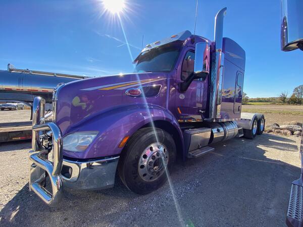 2020 PETERBILT 579