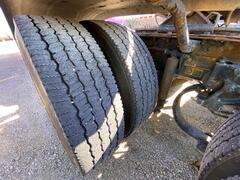 2020 PETERBILT 579 - Image 28