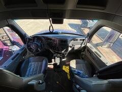 2020 PETERBILT 579 - Image 15