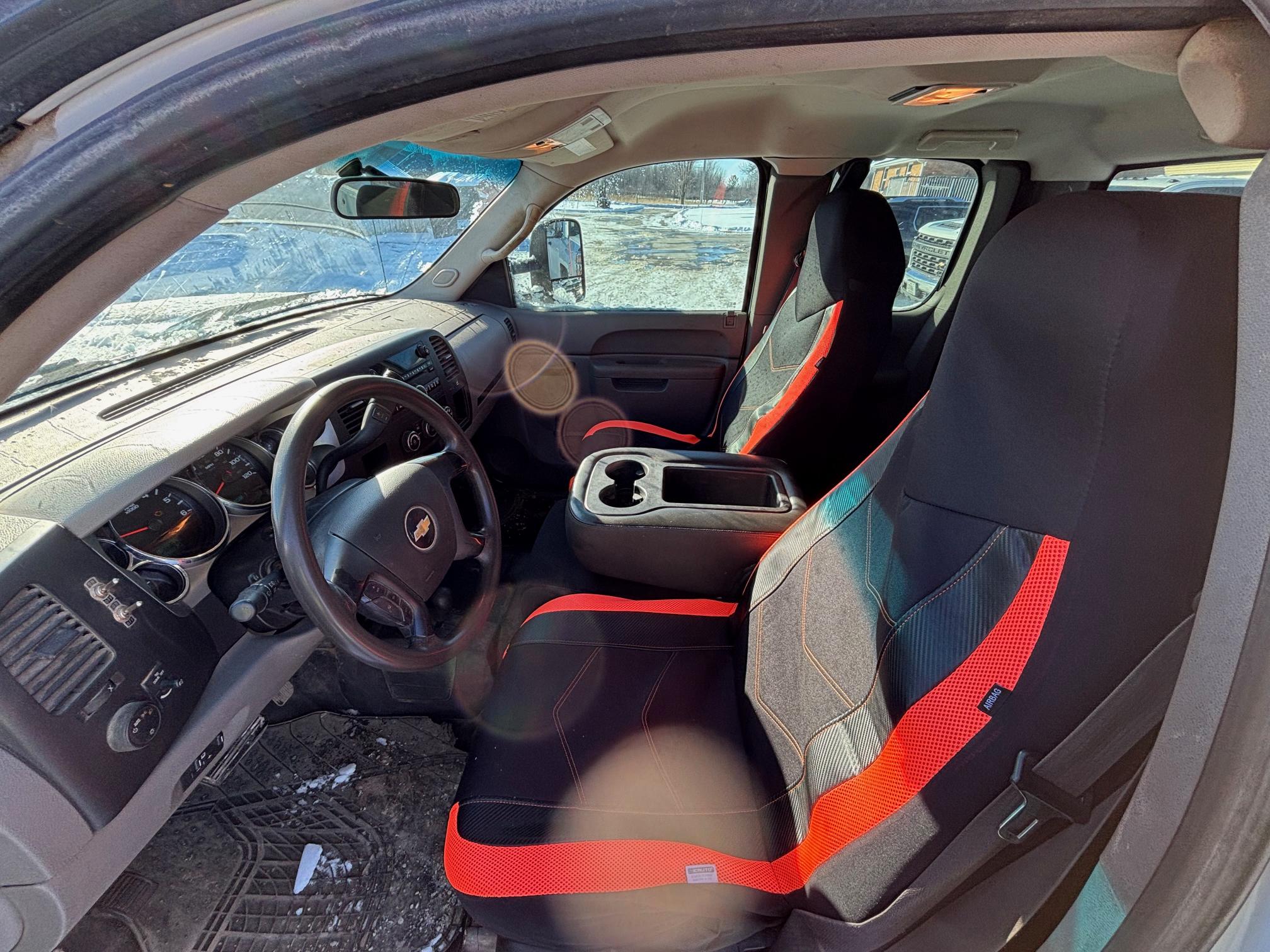 2012 CHEVROLET Silverado 2500 HD - view 10 of 27