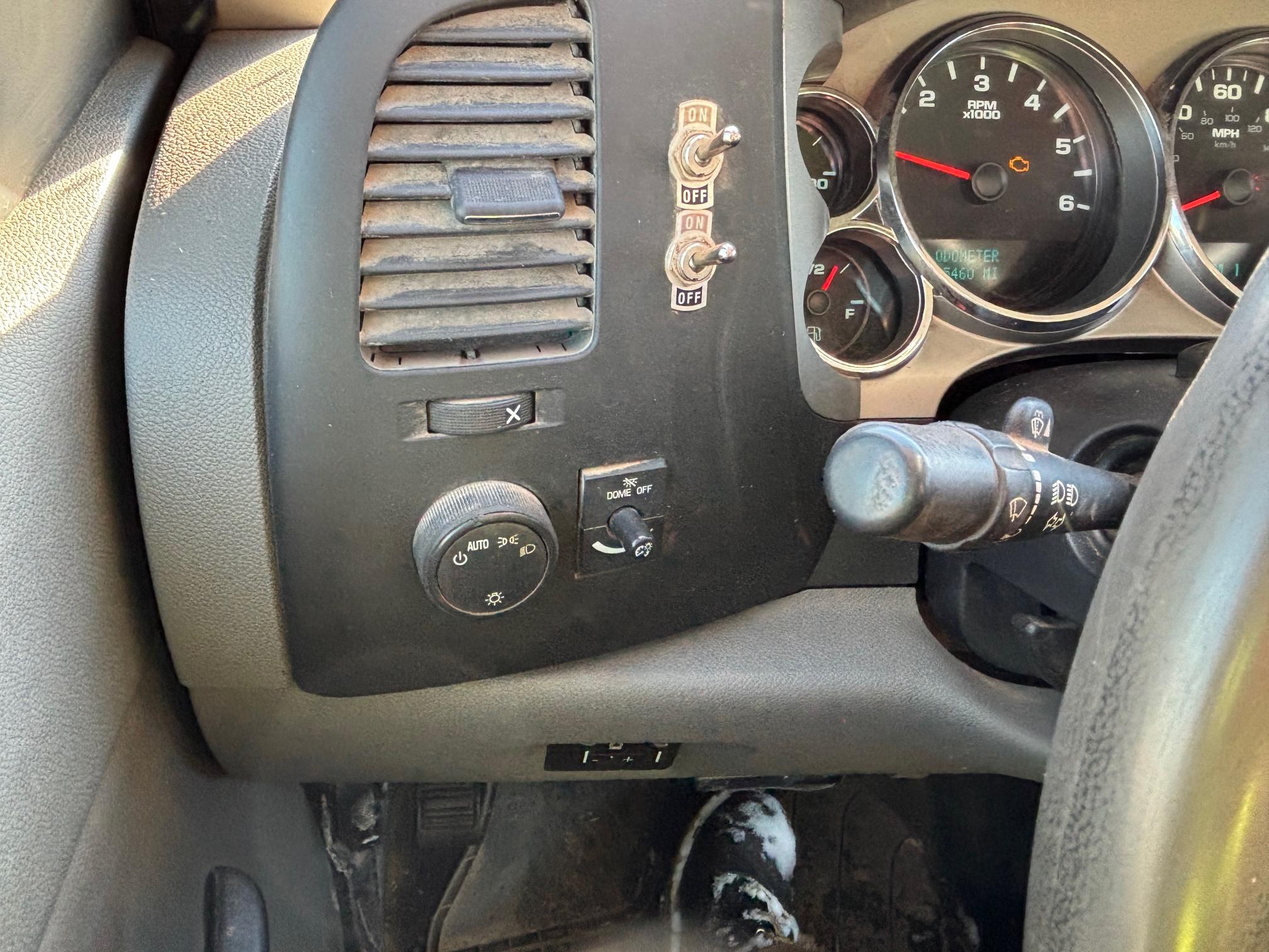 2012 CHEVROLET Silverado 2500 HD - view 13 of 27