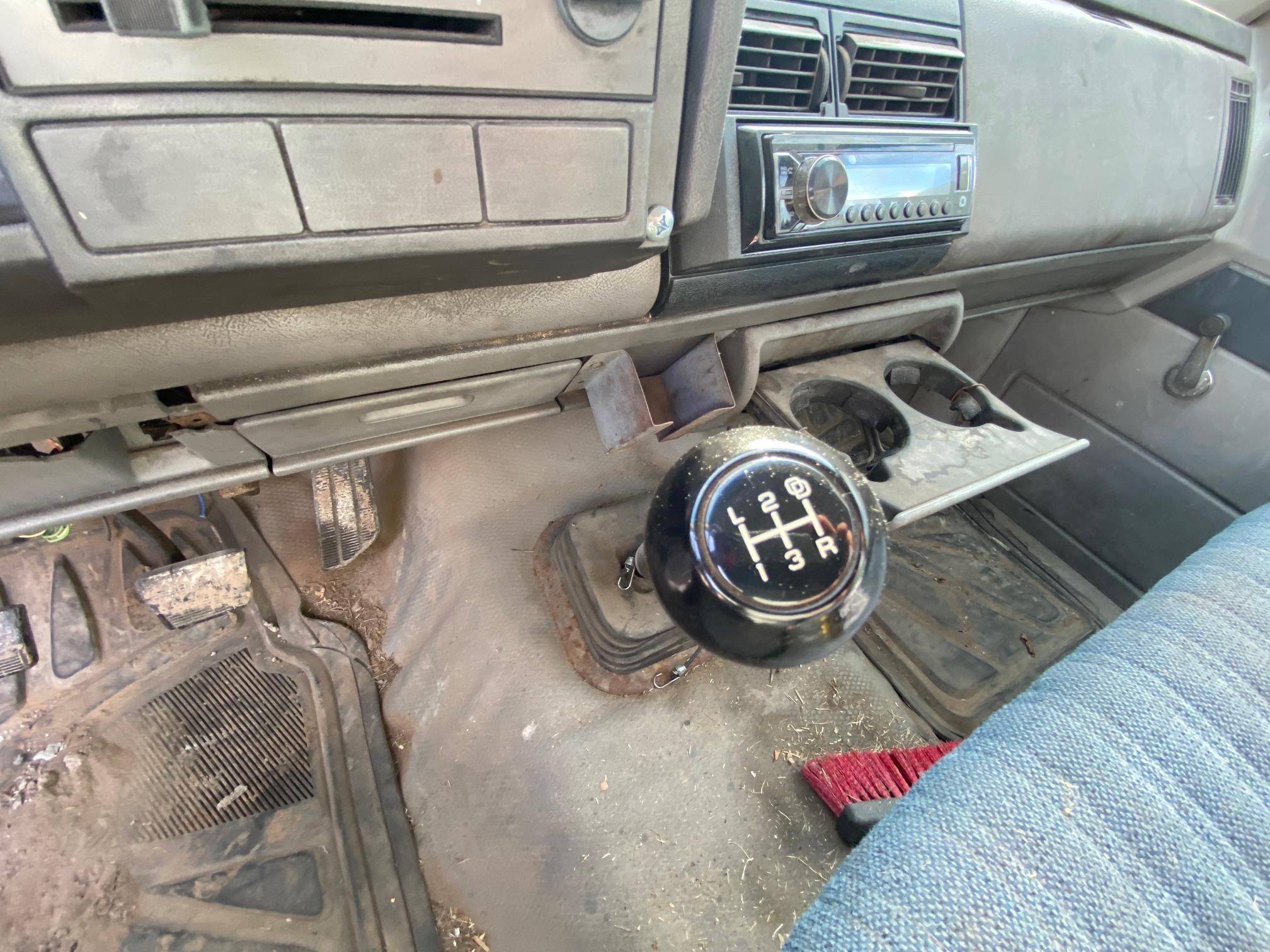 1994 CHEVROLET 3500 - view 7 of 14