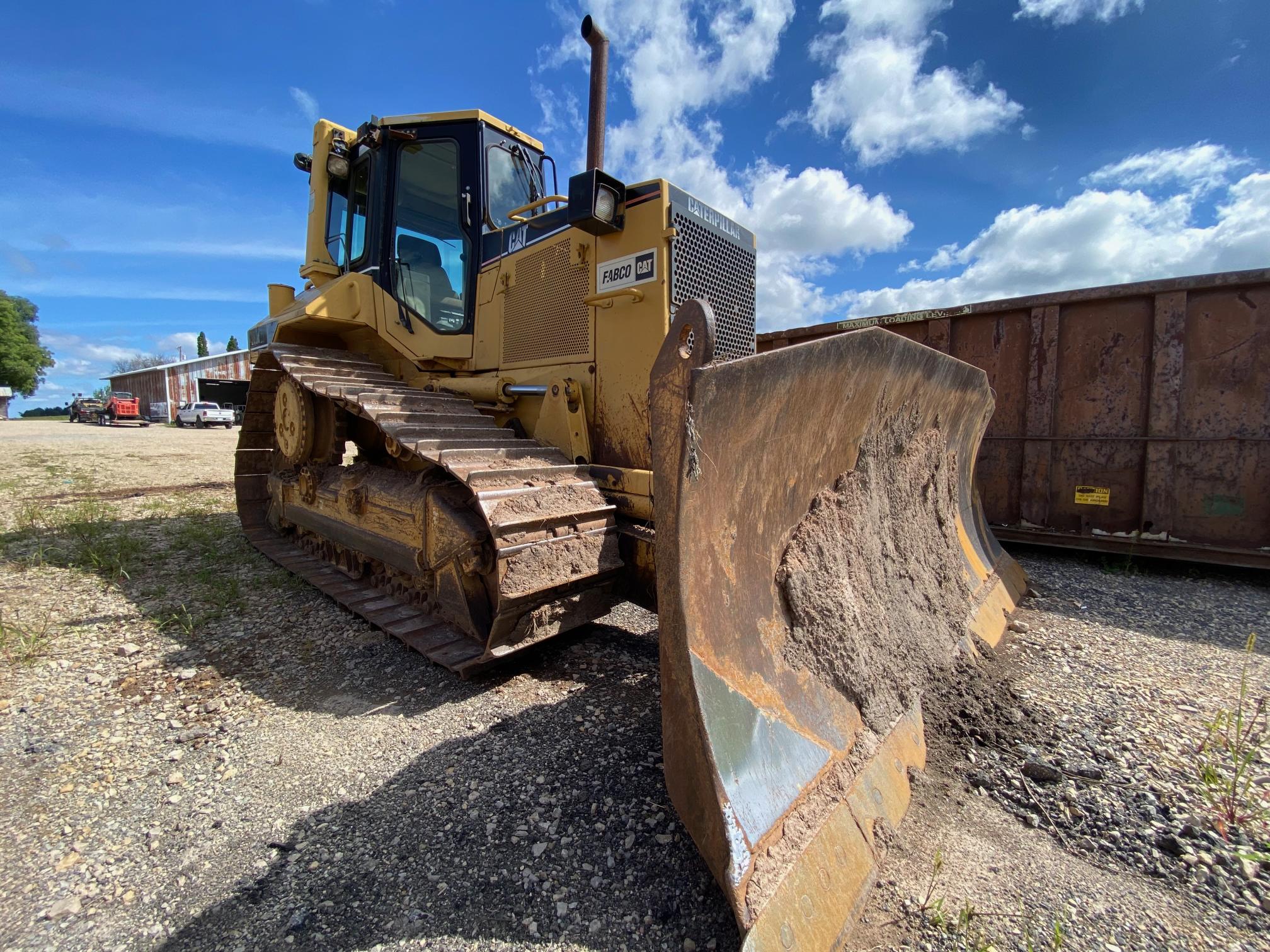 1999 CATERPILLAR D6M - view 1 of 14